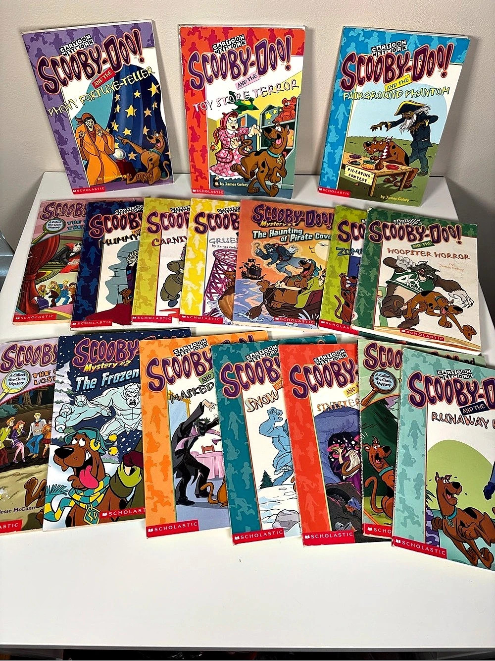Scholastic Scooby-Doo Mystery Chapter Book Lot